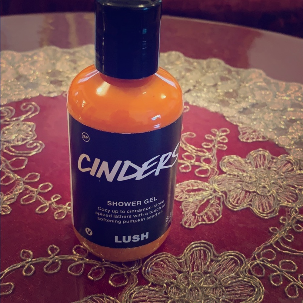 Lush Cosmetics Cinders Shower Gel